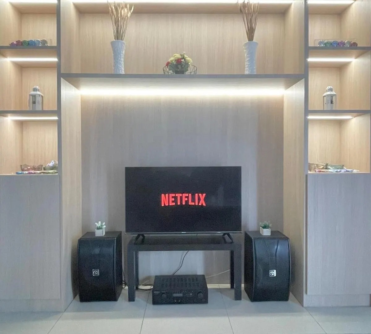 조호르 바루 Bukit Indah Karaoke Corner 5Parking Muji 4-10Pax 빌라 0*, 조호르 바루 말레이시아